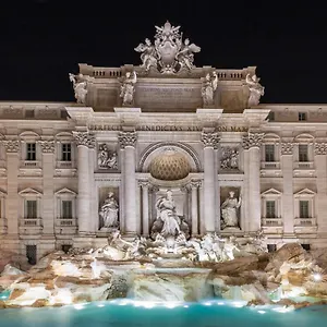 Fontana Di Trevi Luxury Rome