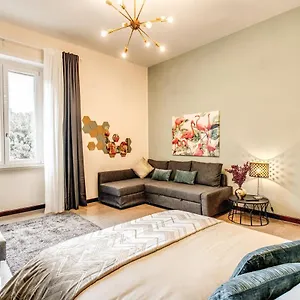 Apartamento Downtown Srl - Borghese, Roma